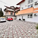 Villa Max